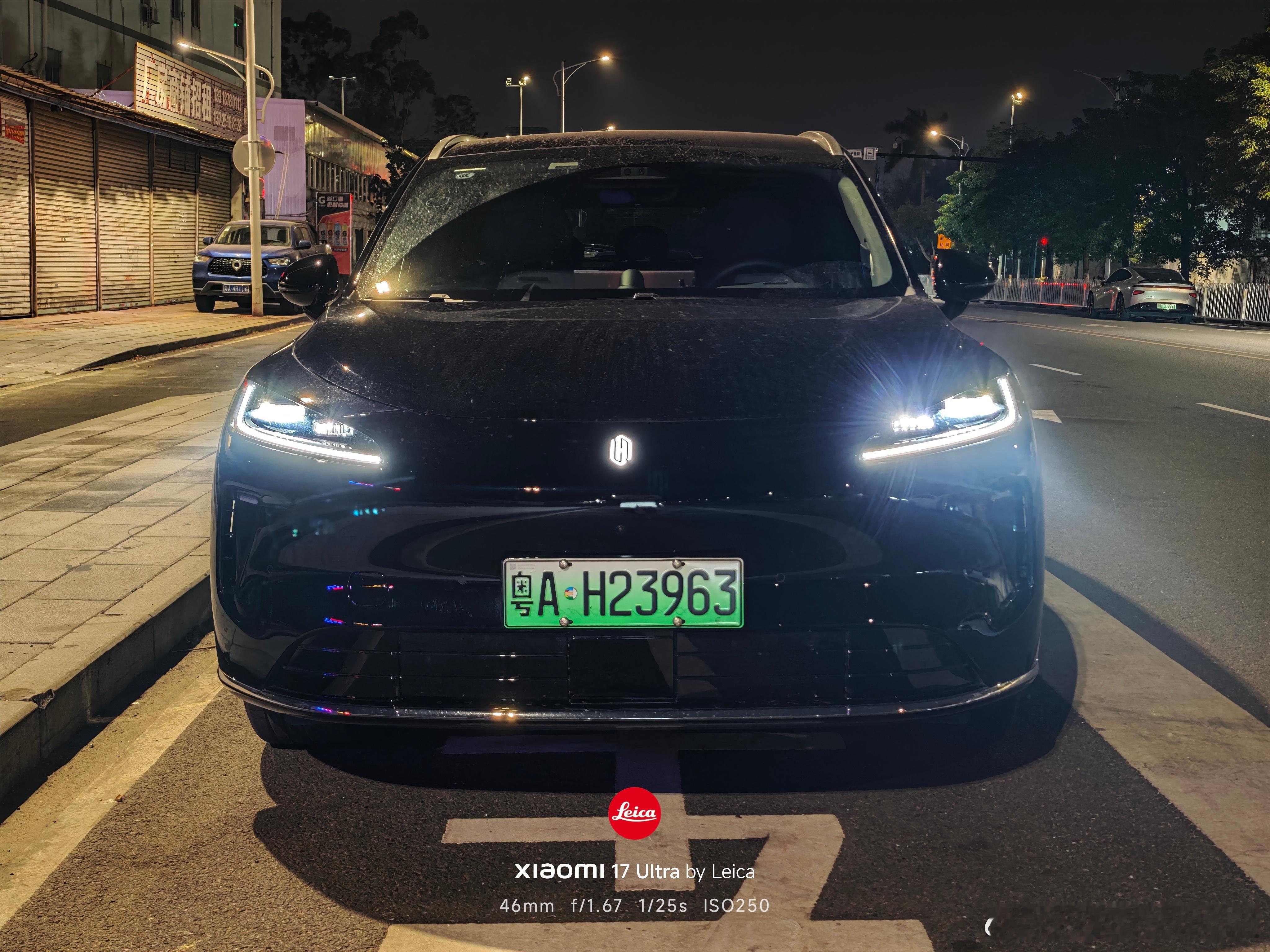 深夜发一波尚界H5的美图，越来越喜欢低调的黑色车身，最便宜的华为鸿蒙智行新车，体