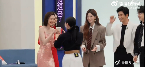 唐艺昕陶昕然 宝娟我的嗓子 救命！这哪是综艺现场啊，简直是《甄嬛传》番外篇！陶昕