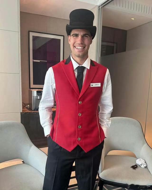 面具🎭 制服👔 浴室🛁 鞋袜👟你想要的阿卡都给你看👀👀👀阿尔卡拉斯