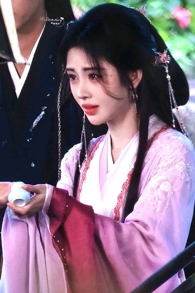 鞠婧祎方告黑声明 jjy鞠婧祎苏绿夏jjy鞠婧祎万花世界你说我们互相陪伴那我一直
