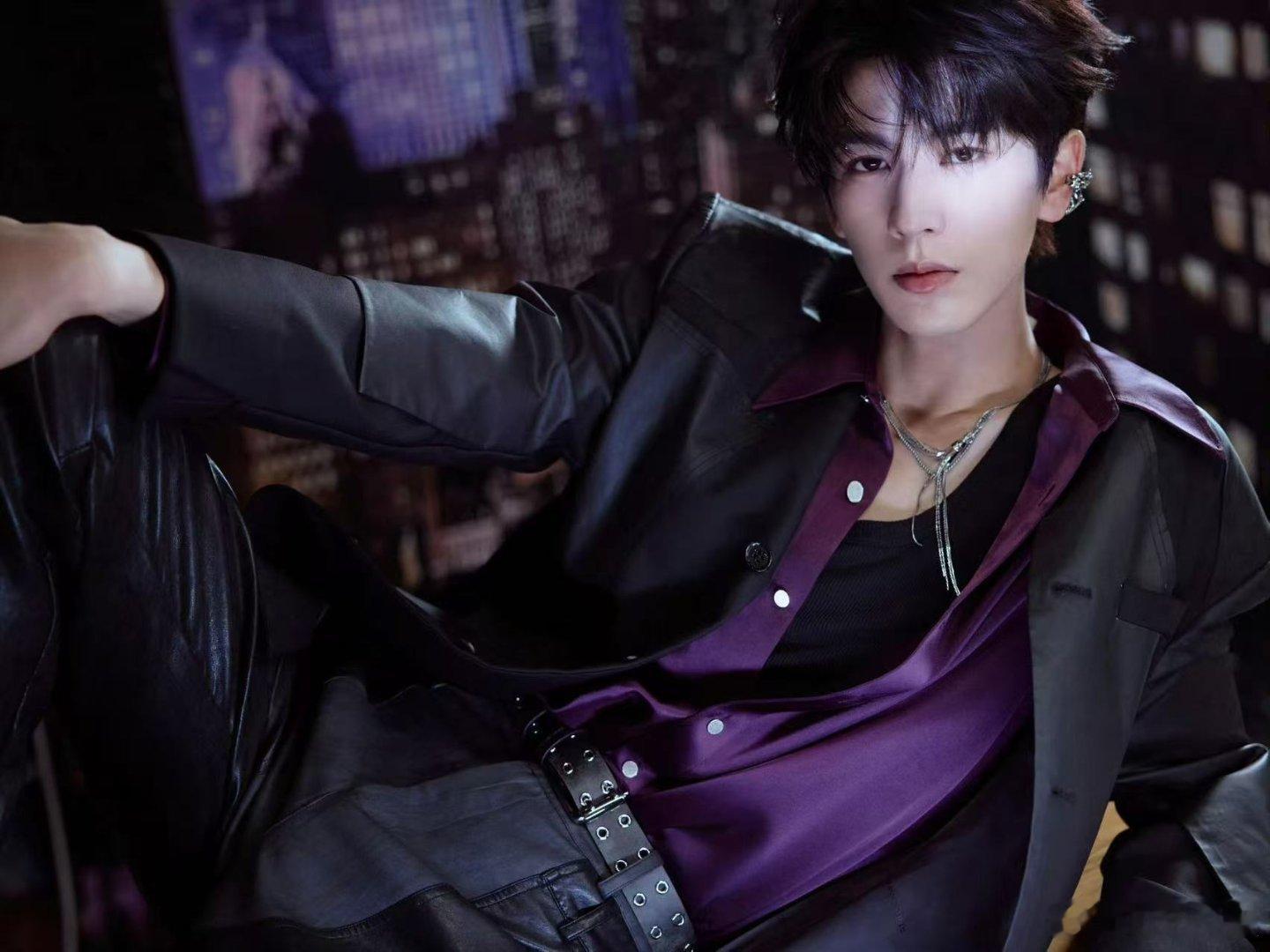 张凌赫战场开启张凌赫无畏契约直播造型张凌赫无畏契约活动造型，帅，