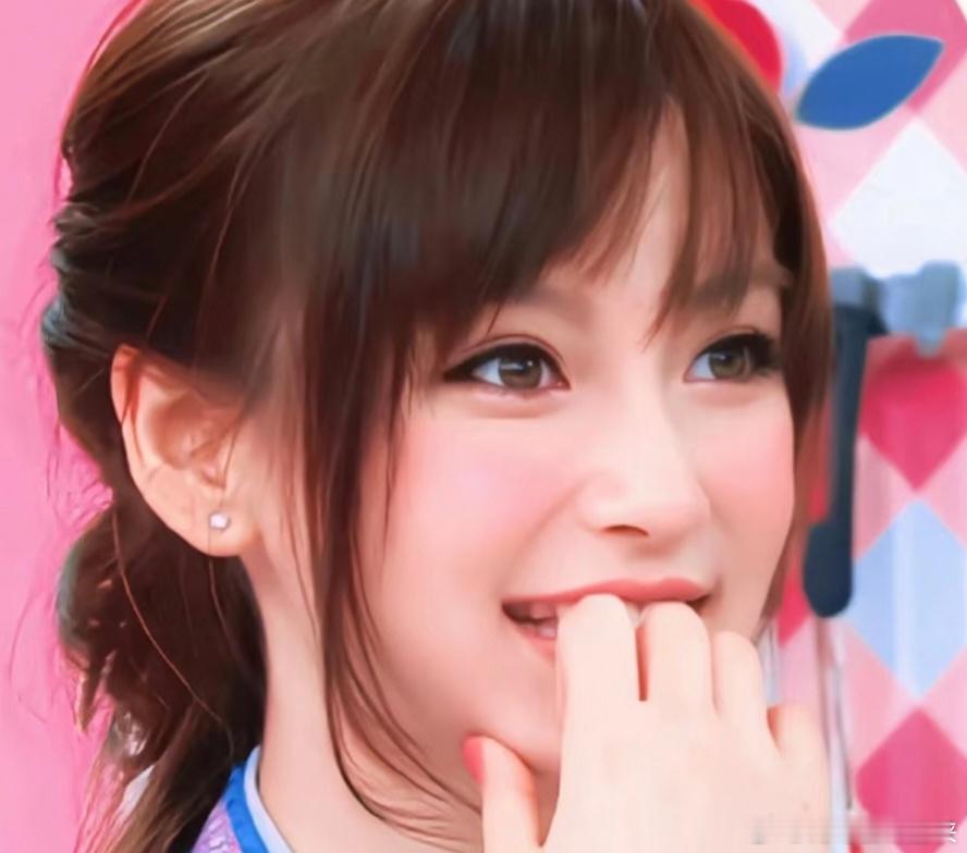 angelababy 过于权威的美貌，令人心醉 