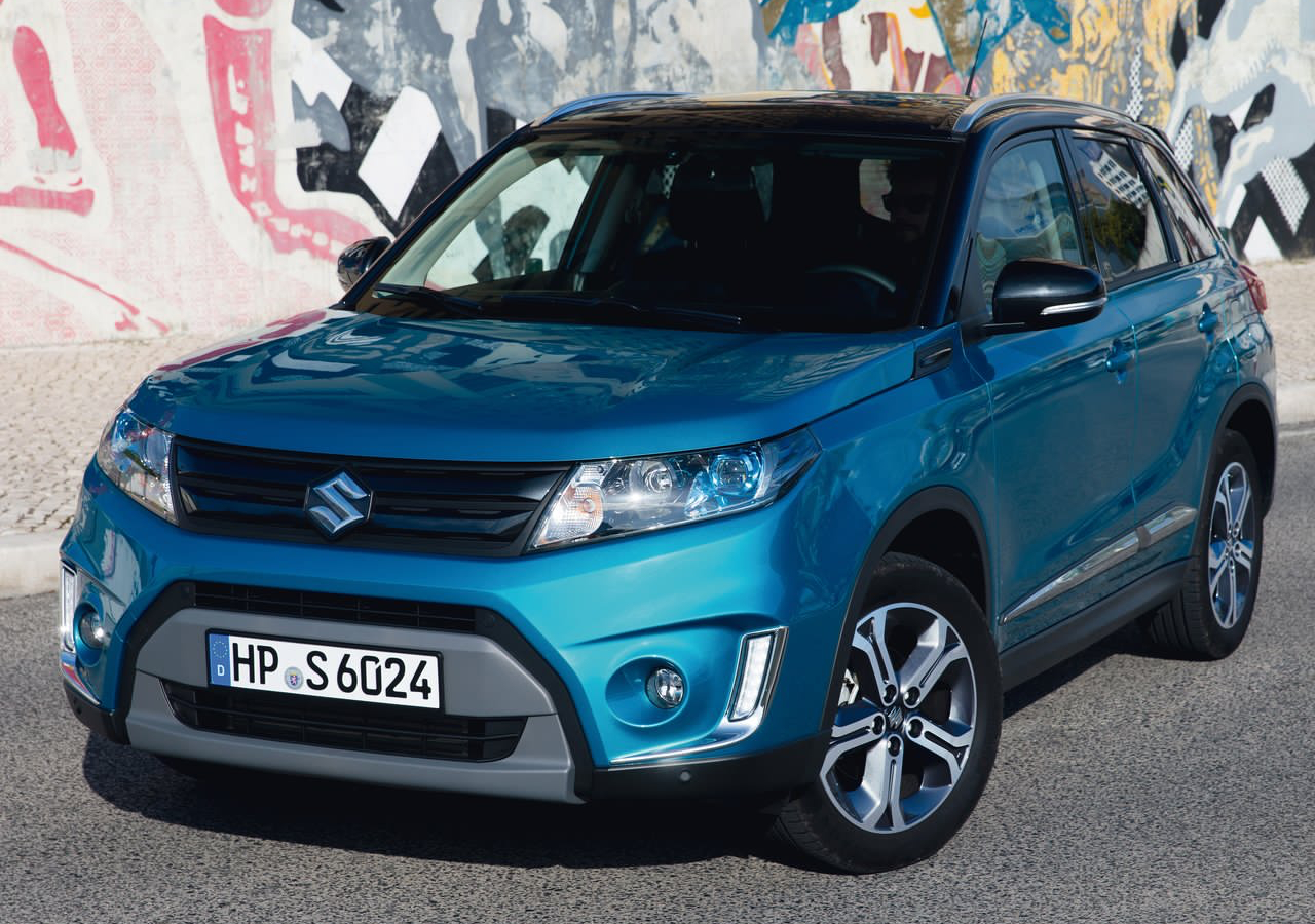2015铃木Vitara，承载式小型城市SUV，提供两驱 / ALLGRIP智能