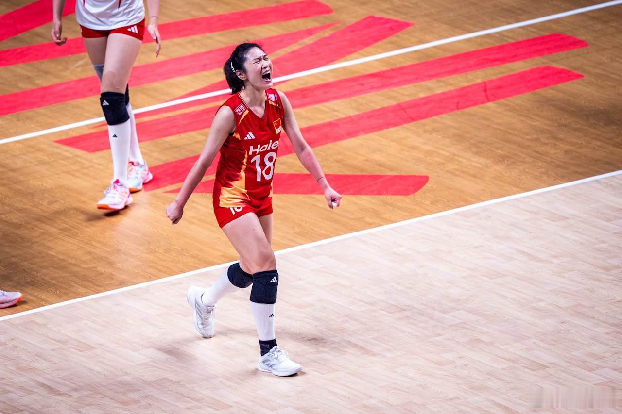 正常情况，半决赛应该是7月25日19:30 中国队 vs 土耳其队 另一场半决赛