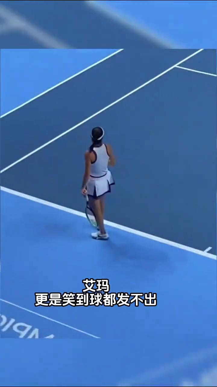 艾玛，你愿意嫁给我吗？Emma，would you marryme？瞬间全场爆笑