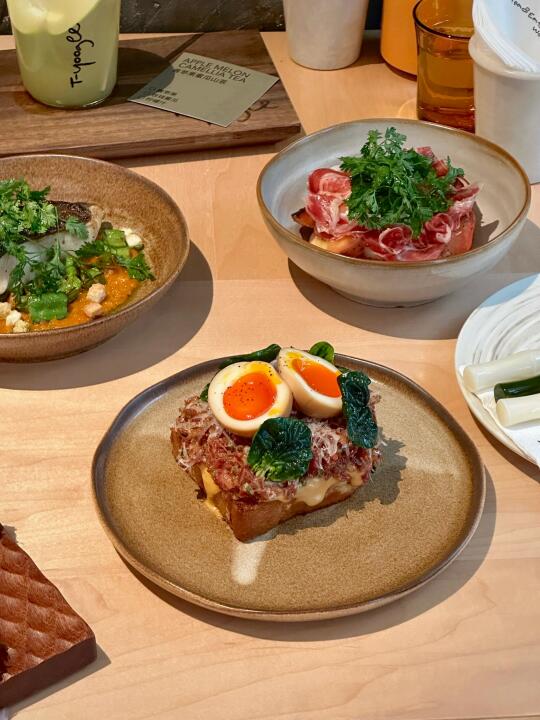 𝘛-𝘺𝘰𝘰𝘨𝘦𝘦 🍽️ 好天气适合吃点漂亮饭
