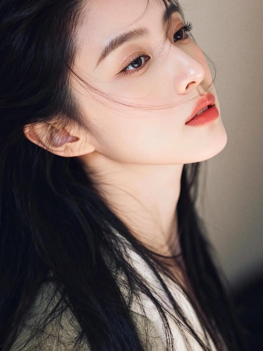 AI侧颜胶片风 ai创作 玩法合伙人计划 随变一拍都很夯 高冷气质头像