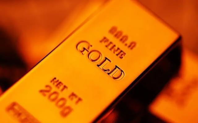 这个世界的运行逻辑真的变了，美国打伊朗，几乎所有专家都说黄金会大涨，但是并没有，