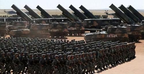 我认为美国会先打中国再打朝鲜，打不过就核战，毕竟中国火箭军太强大了。
 
在20