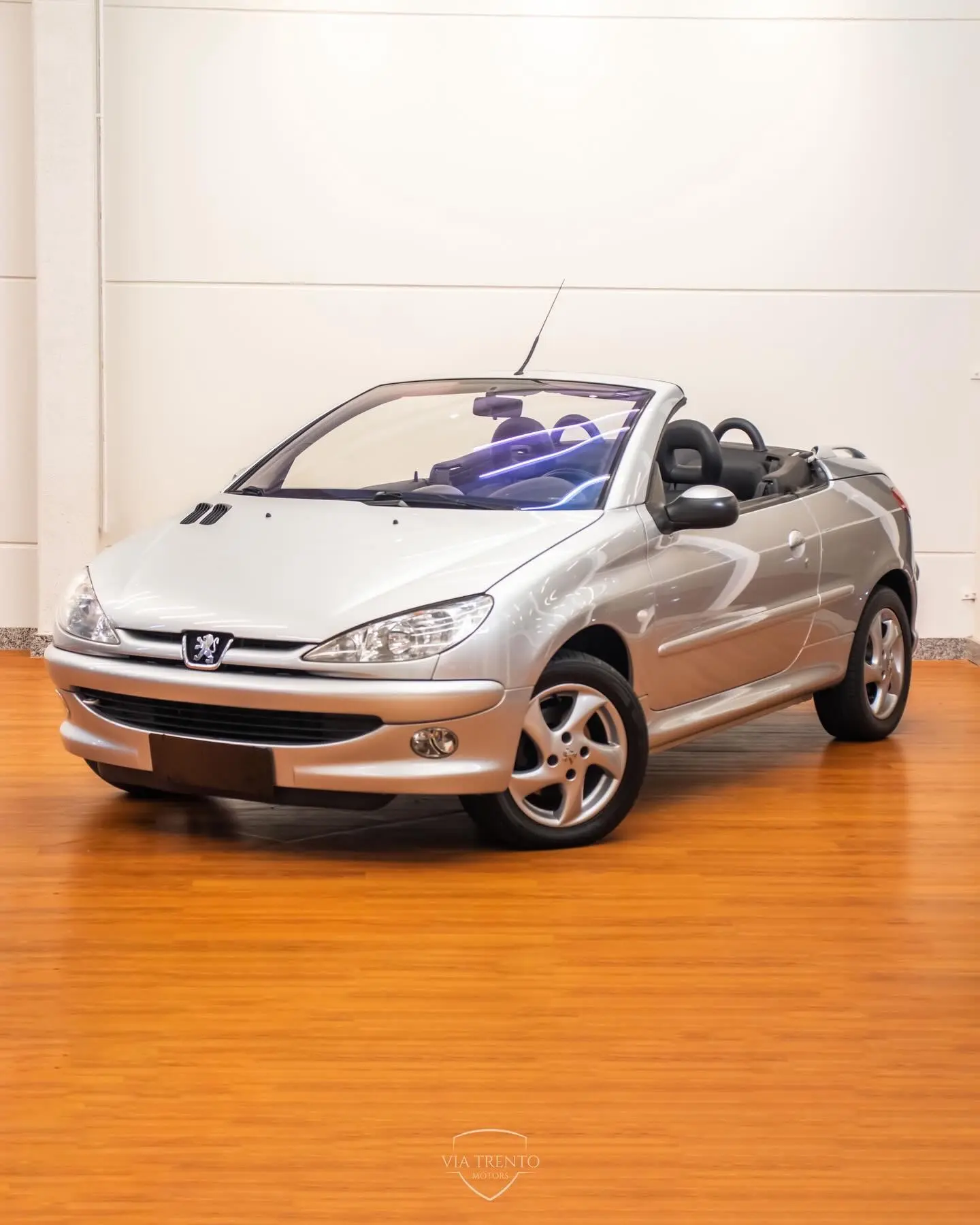 标致 206 CC 1.6 16V 2001款