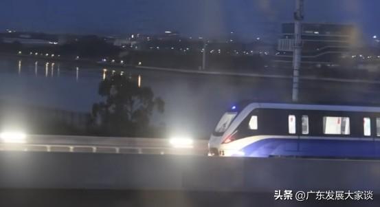 东莞西站交通枢纽，何时能够发展起来呢？是在地铁开通之后吗？

在东莞水乡片区的望