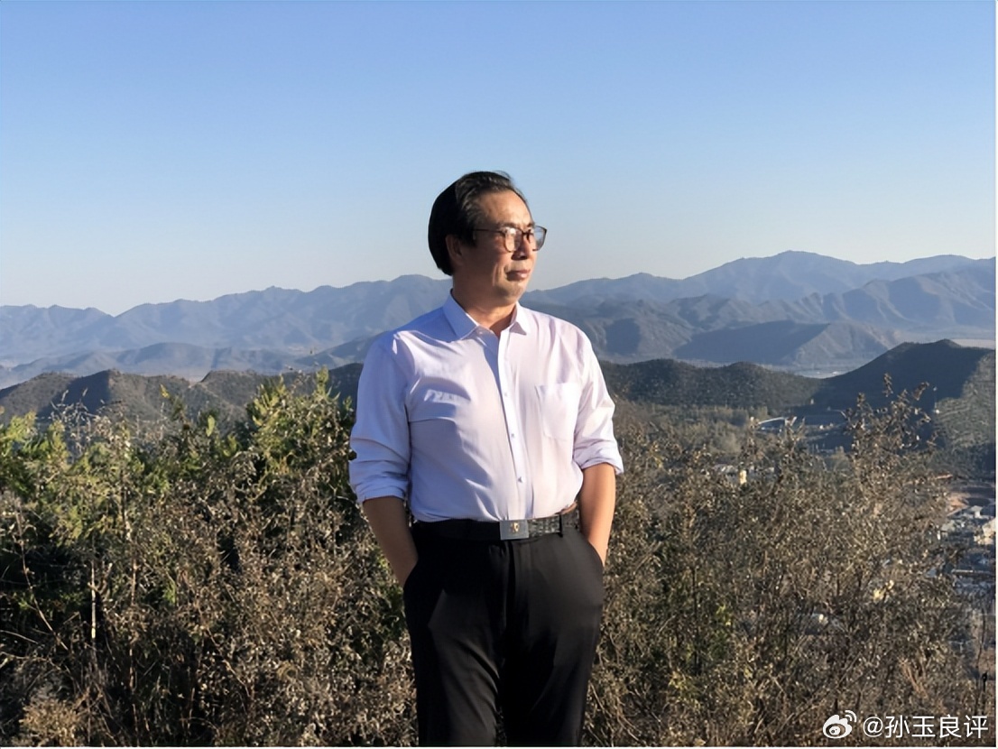 【“乡土劲草”绽放时代诗光——孙玉良诗歌的平民高度与文化担当】2025年6月，来