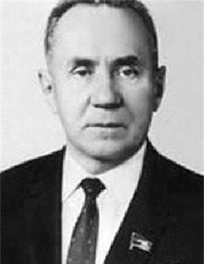 1965年毛主席为何单独召见周恩来并下令撤走所有警卫员？2002年答案揭晓
19