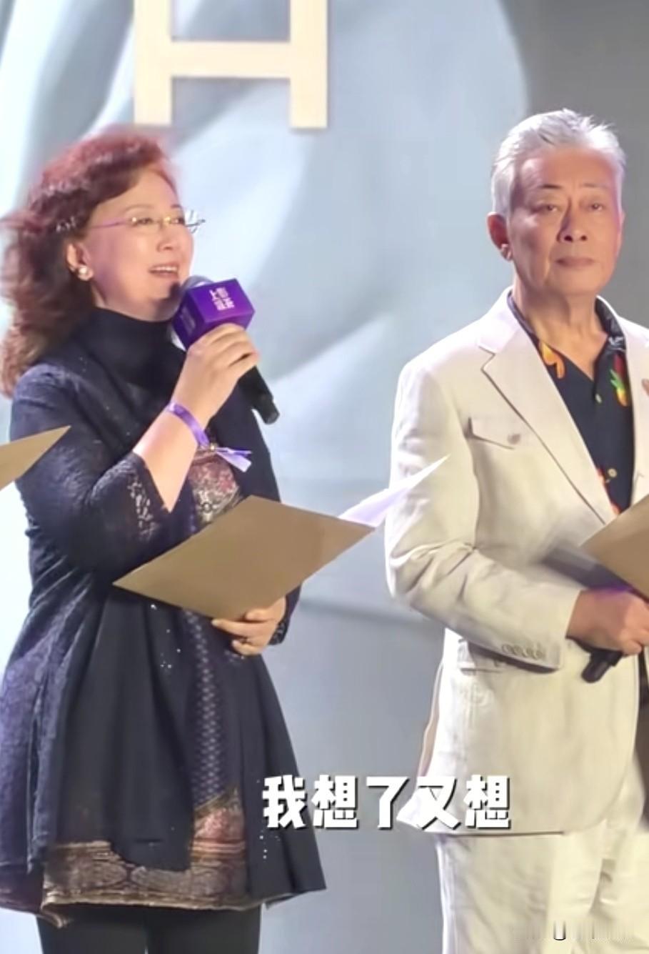在近日举办的“上影盛荟”舞台上，观众惊喜地看到了69岁的著名演员赵静。她与上影演