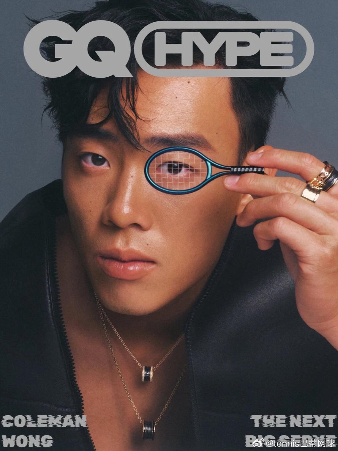 黄泽林GQ封面中国🇨🇳香港球员黄泽林最近双喜临门，不仅拿到了成都站外卡，还登