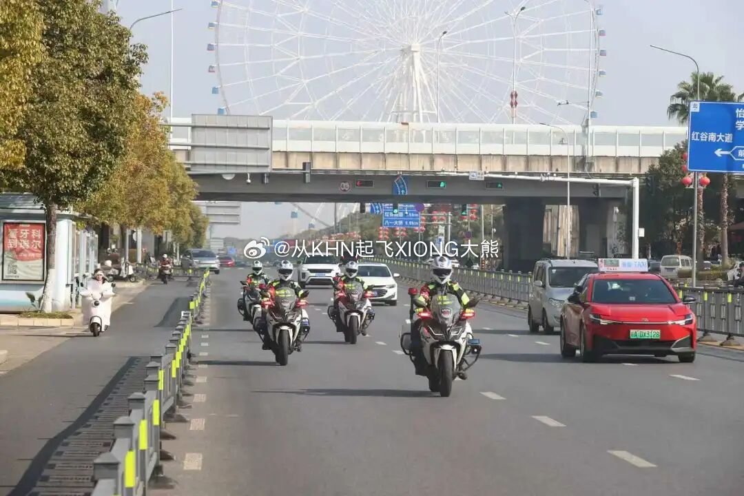 【英雄城交通•综合 | “铁骑玫瑰”刚柔并济守护城市交通安全】南昌稳中求进高质量