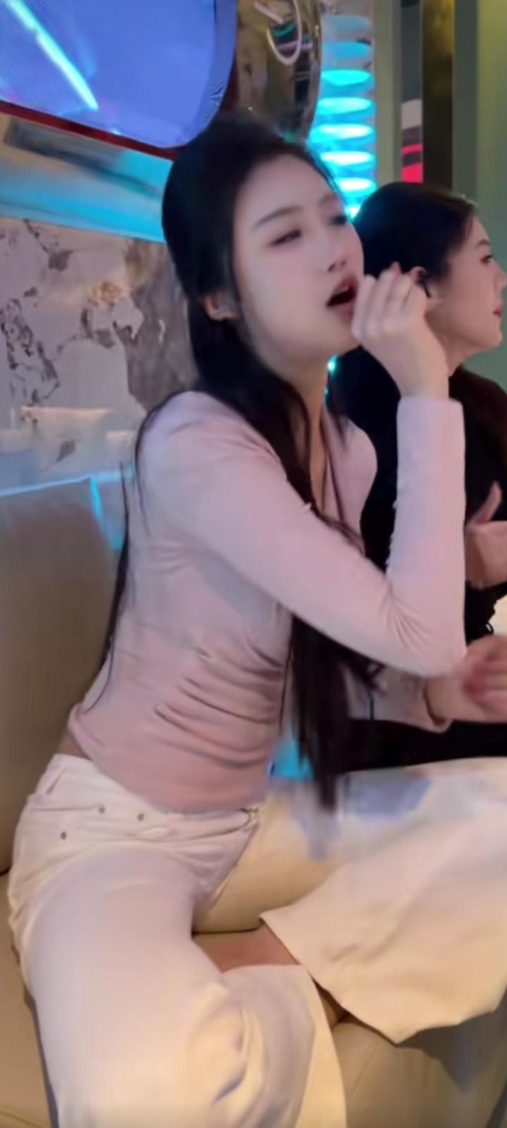 晒图笔记大赛后来我不再追问答案，也不再执着于结果。有些人，遇见就够了；有些故事，