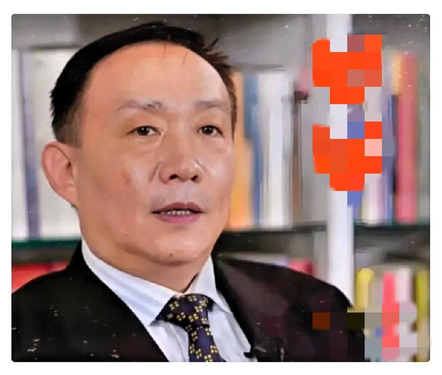 卢麒元这回算是把天窗给捅亮了。
听着刺耳，但理儿说得真透彻。

老婆孩子都在大洋