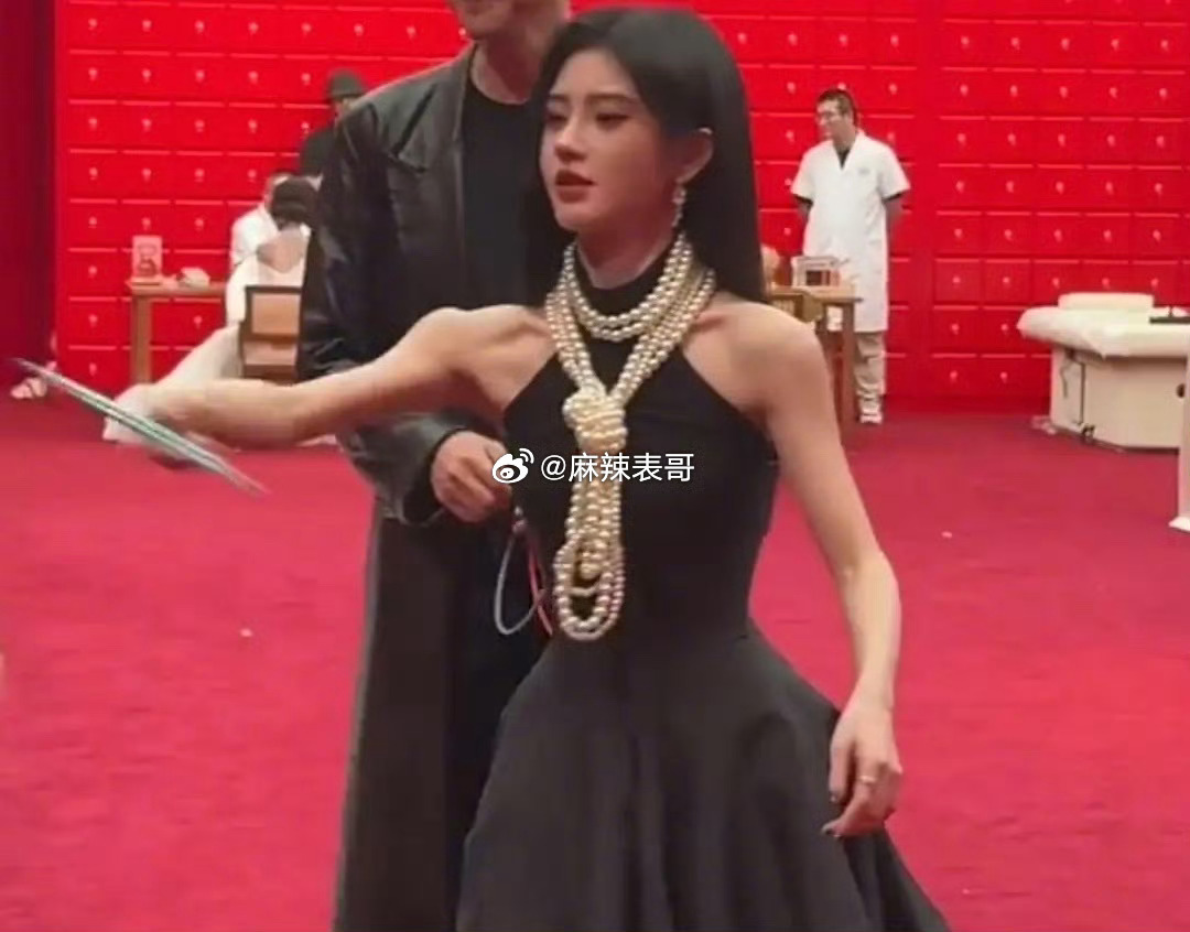 娱乐圈重新定义肌肉美学 