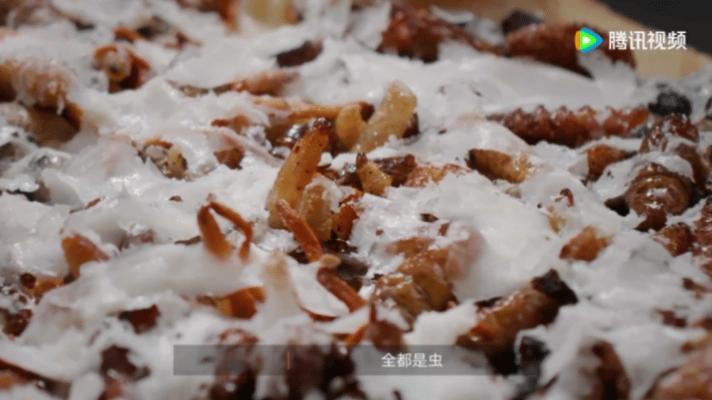 谢霆锋说用辣椒做甜品是疯了一饭封神 讲真，把中式烟火的辣椒蒜头塞进法式小蛋糕，听