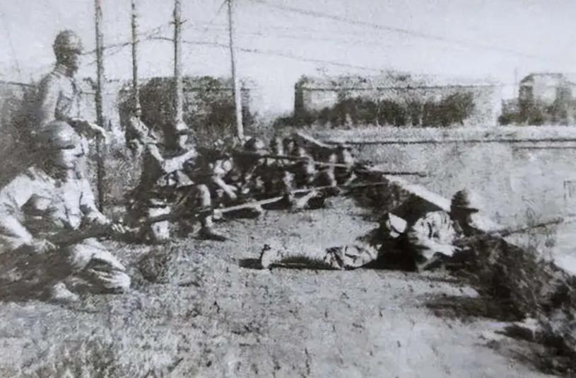 1931年九一八事变爆发，倘若当时张学良下令东北军全力正面抗击日军，日寇根本没那