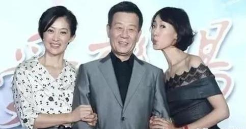 1996年，寇世勋把许黎丹带回家，对妻子说：“现在我离不开她，咱俩要么离婚，要么