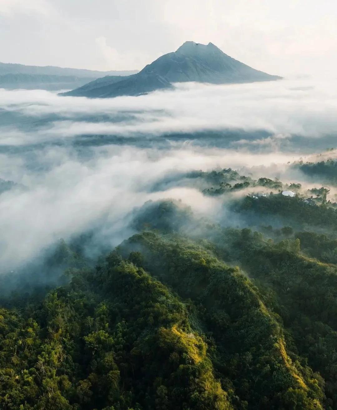 今天跟一个培训的校长聊天，他说培训不好做。其实我没有觉得不好做，主要是你原来的那