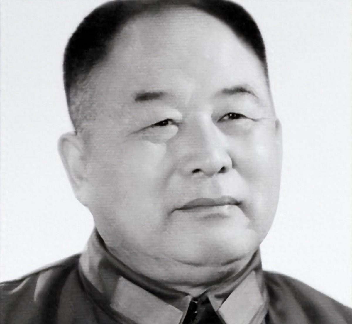 李德生之子勇赴对越反击战前线，高呼“向我开炮”，冲入敌阵展现无畏担当！
1979