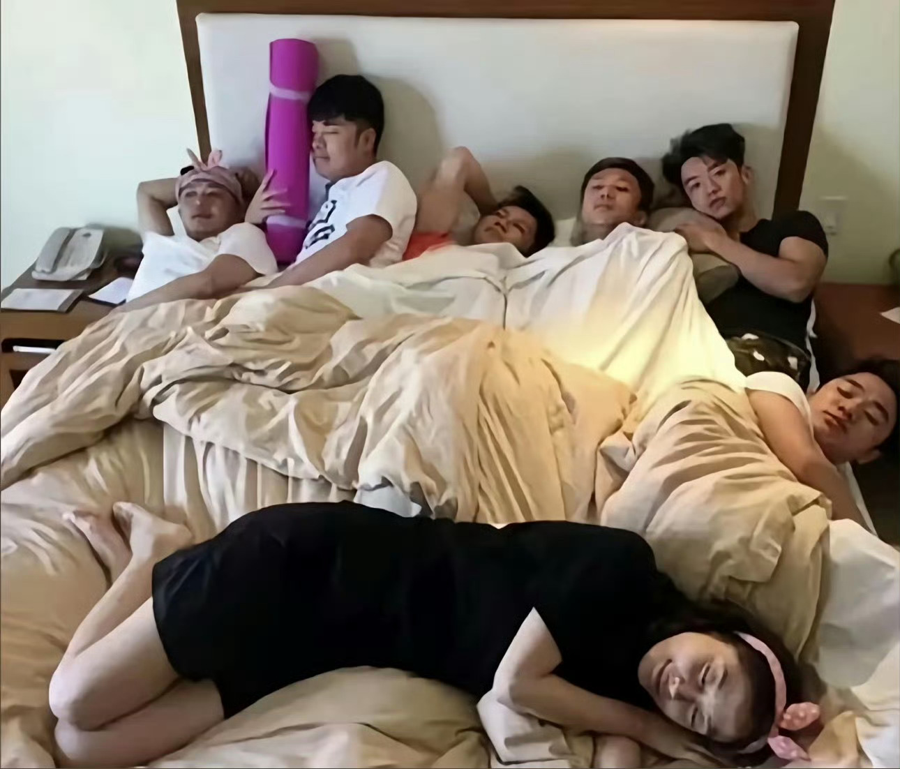 陈赫回应邀请李晨上五哈至今还在怀念初代跑男，陈赫回应邀请李晨上五哈，已经邀请了，