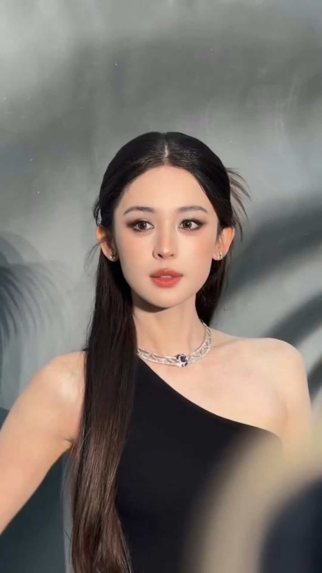 开挂了吗？最近咋这么好看 