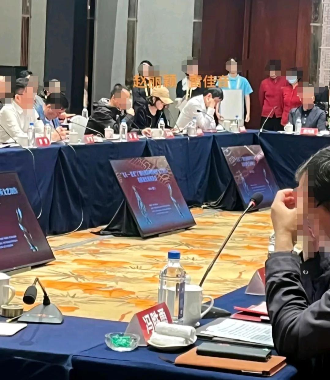我孤陋寡闻了！原来拿到飞天奖视后、视帝，还有五十万奖金……

今天，有博主晒出新