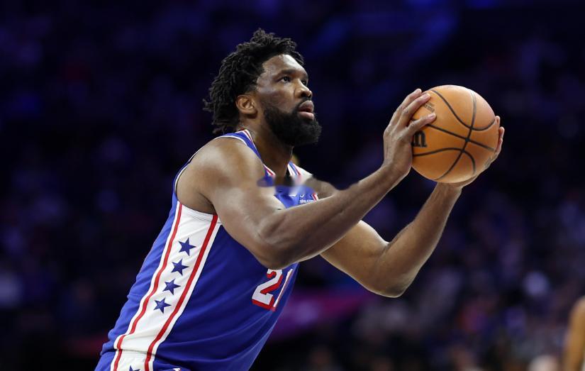 NBA常规赛继续进行，76人客场109-103战胜太阳。过去7场比赛，76人战绩