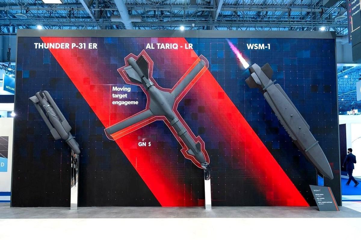 我跟你讲，这玩意儿一出来，我就知道，游戏规则要变了。
迪拜航展上，那帮“土豪哥”