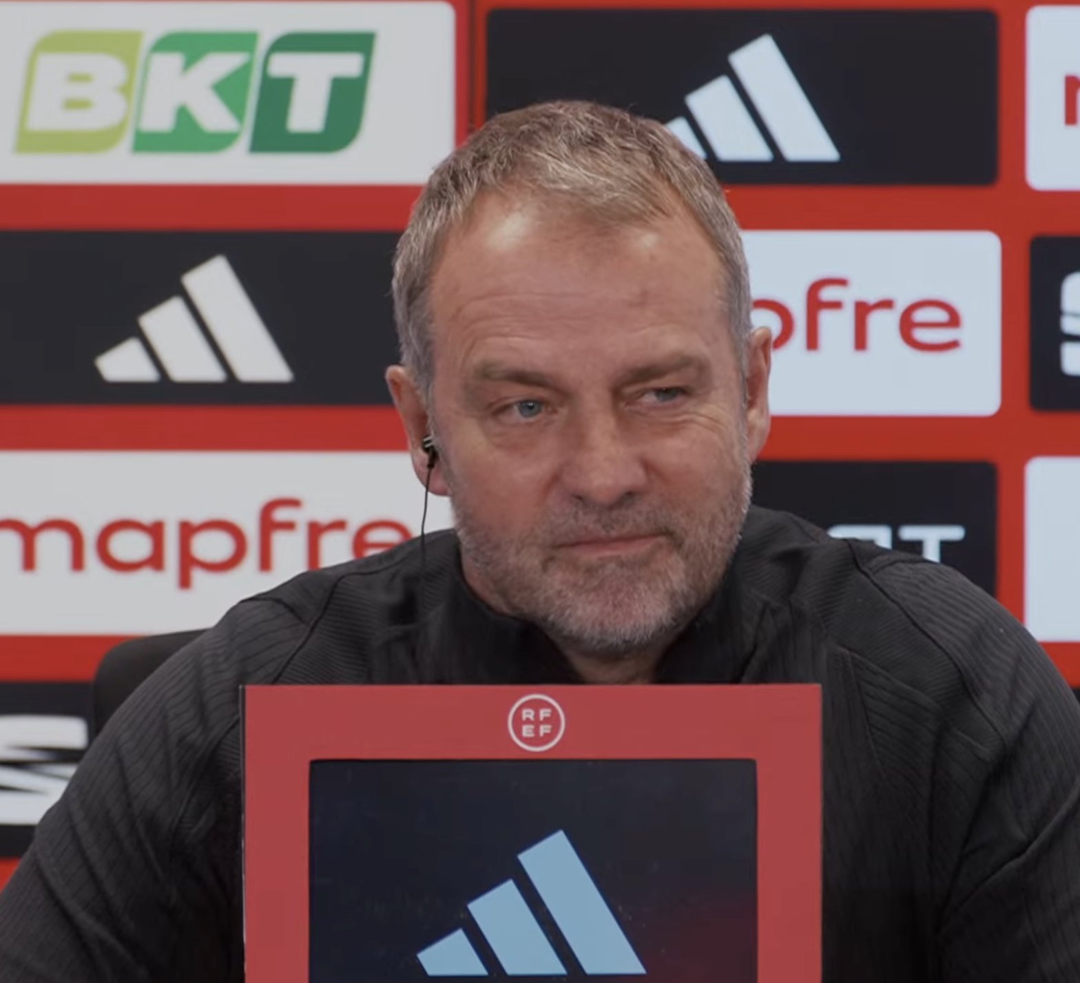 问：对于那些说巴萨没有对西甲强队就晋级国王杯半决赛，轻视巴萨的价值或试图降低其重