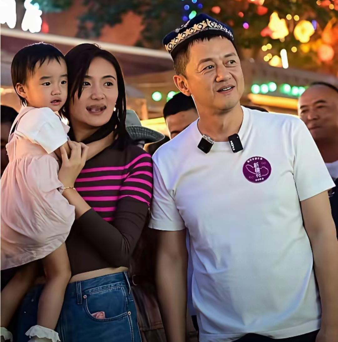 我个人觉得

海哈是李亚鹏最合适的人生伴侣

不是因为他们有孩子

也不是因为海