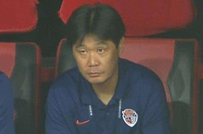 海牛即使最终降级也要保住倒数第二位置！因为前两个赛季都有球队退出！中超都有球队递