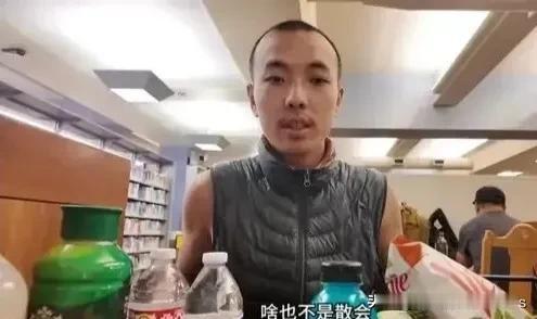 丁胖子金牌讲师在美国最新情况 取得三大成就
      8月份的时候，网上曾经传