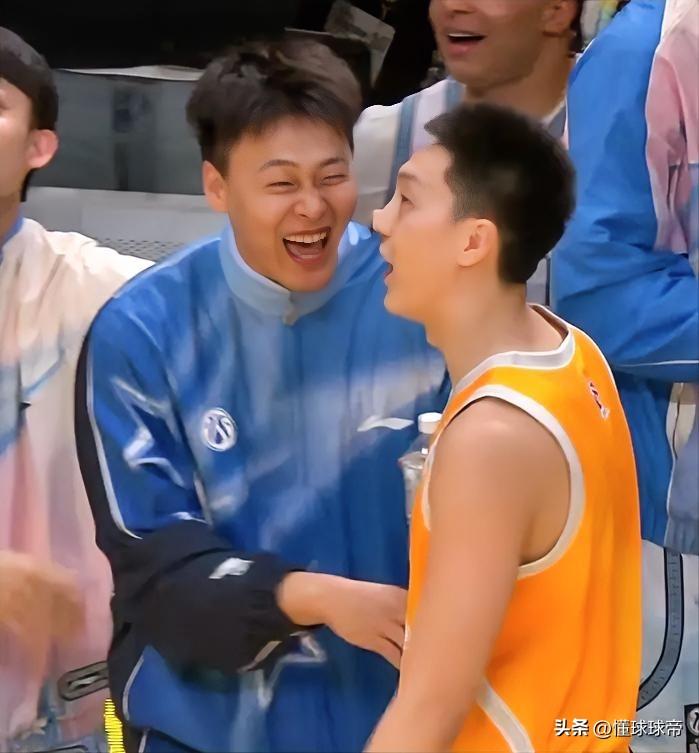 库里来了都赢不了，胡明轩三分大赛封神了!

在今晚进行的CBA全明星三分大赛决赛