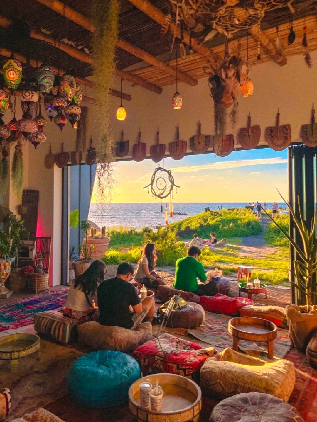 韩国济州岛🌊这家海边咖啡店也太浪漫了吧！