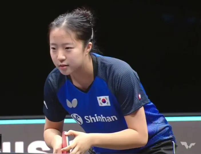 申裕斌讨人喜！韩国一姐申裕斌来中国打乒超，应该是最受中国球迷欢迎的外援！她不仅球