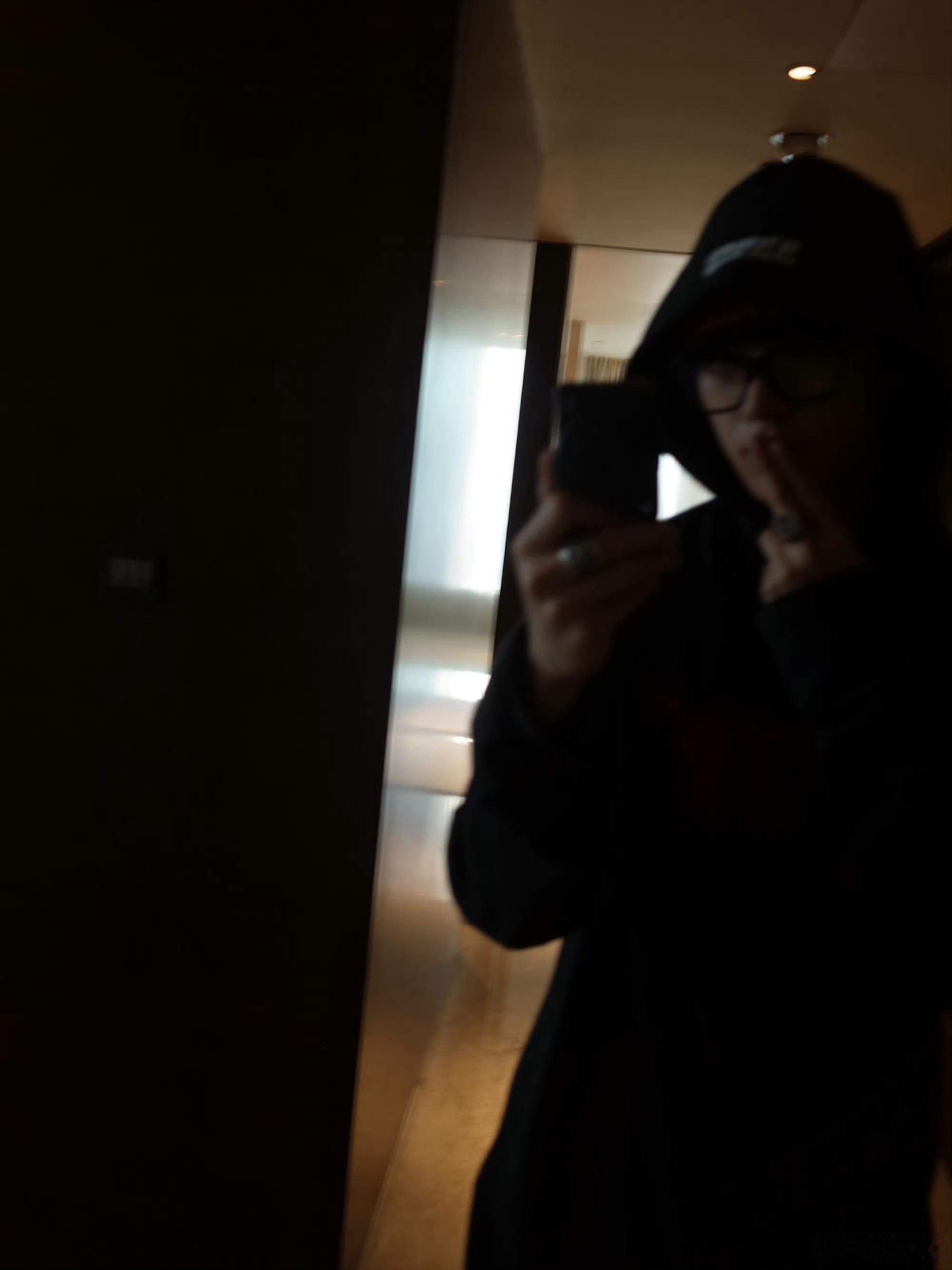 老公你在哪老婆我想你了。 