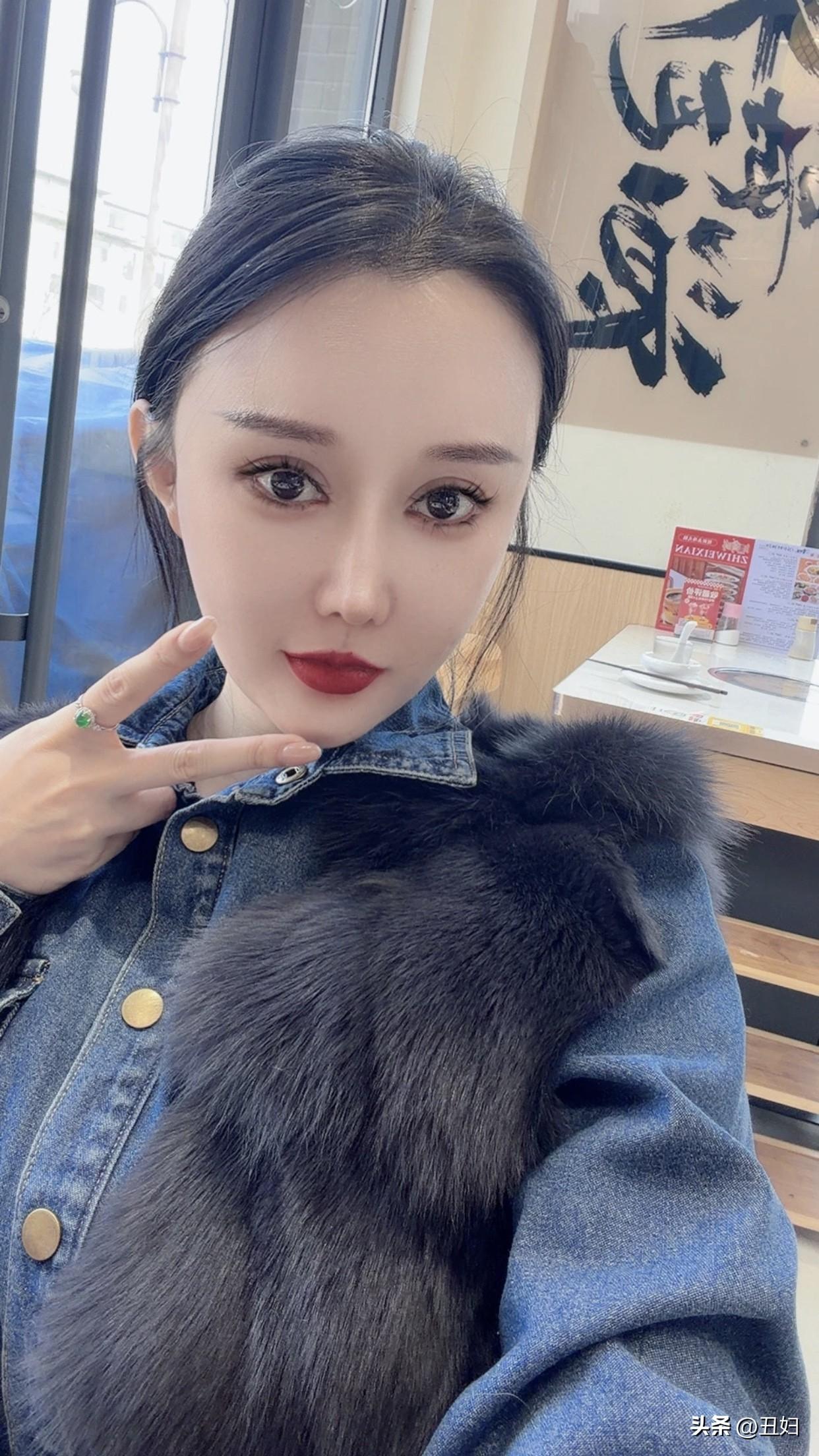 对父母而言，好女人是小棉袄，不在形式上常伴身边，而在心里常挂念，多关心、多分担，