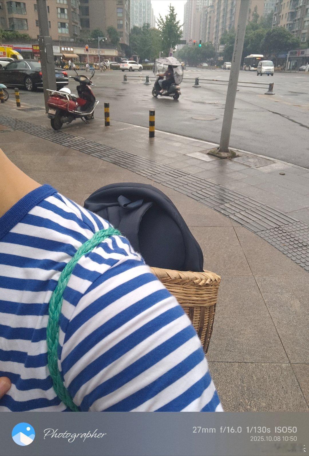 要把背篓背出不土的气质！[偷笑] ​​​