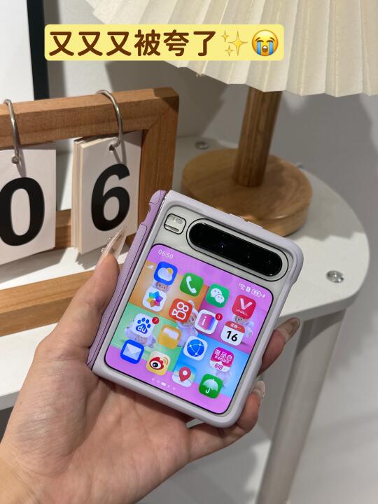 店里随手一拍😭又又又被夸了一遍手机壳️✅