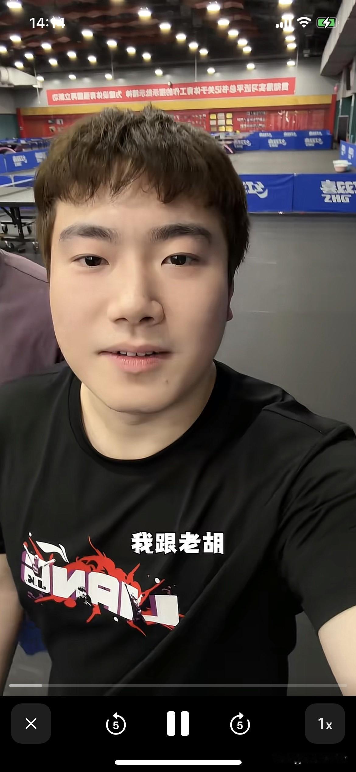 梁靖崑终于和球迷说他的伤好了。
梁甜甜受伤球迷们一直担心。
大胖终于和球迷们说伤