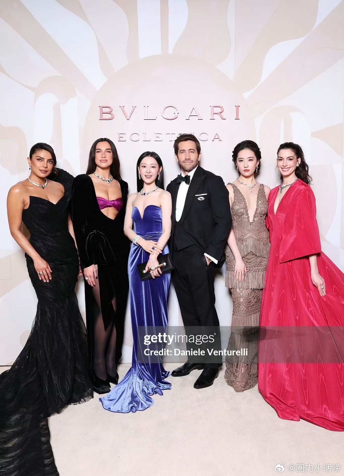 这个金智媛是什么来头？在宝格丽合照中直接站C位，比刘亦菲还重量级？ 