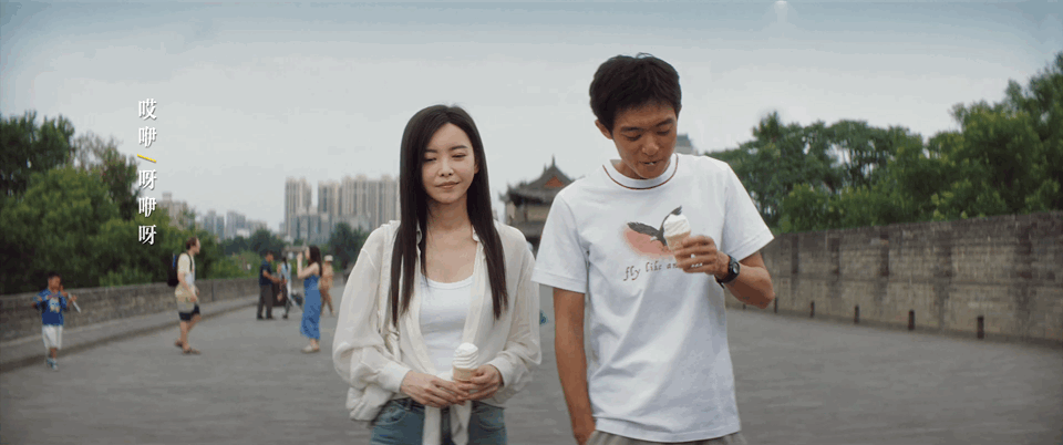 宋佳献唱电视剧高兴片尾曲电视剧高兴 原来宋佳不仅戏好，唱歌也这么有感染力！片尾曲