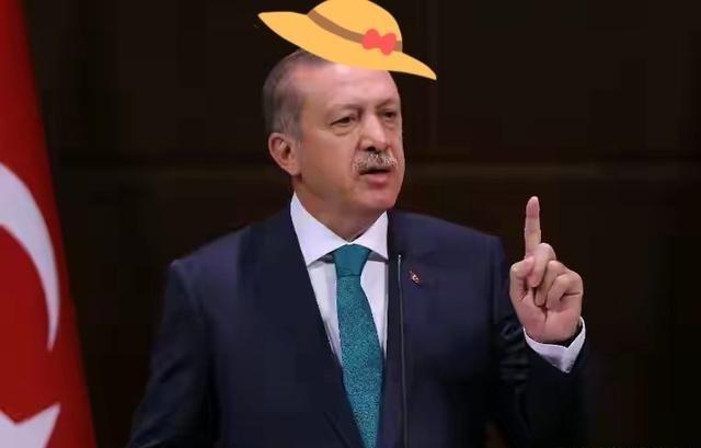 美国认怂了！据央视12月24号消息，美国刚刚以缺少专业人员为由，放弃此前高调宣称