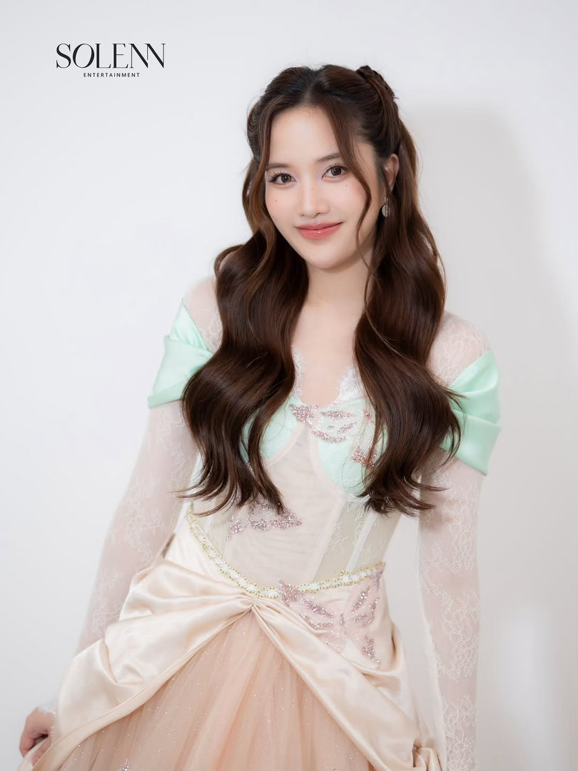 FreenBecky  ｜freenbecky 260822 solenn_en