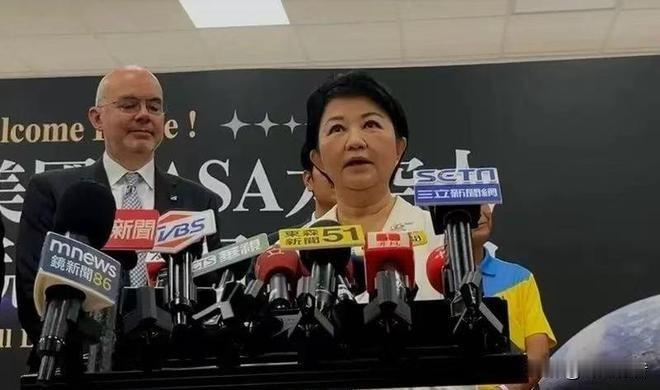 🔥国民党路线分歧公开化！卢秀燕2400亿无人机预算引争议⚡
 
近期，国民党内